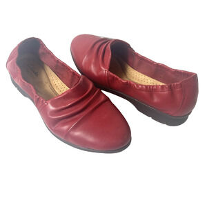 Clarks Comfort Casual Ruched Red Leather Slip On Ballet Flats Womens 8.5 W Shoes